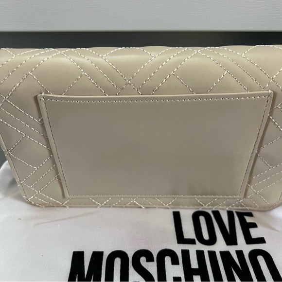 Love Moschino White Polyethylene
Women Crossbody Bag NWT crossbody chain - Picture 7 of 8